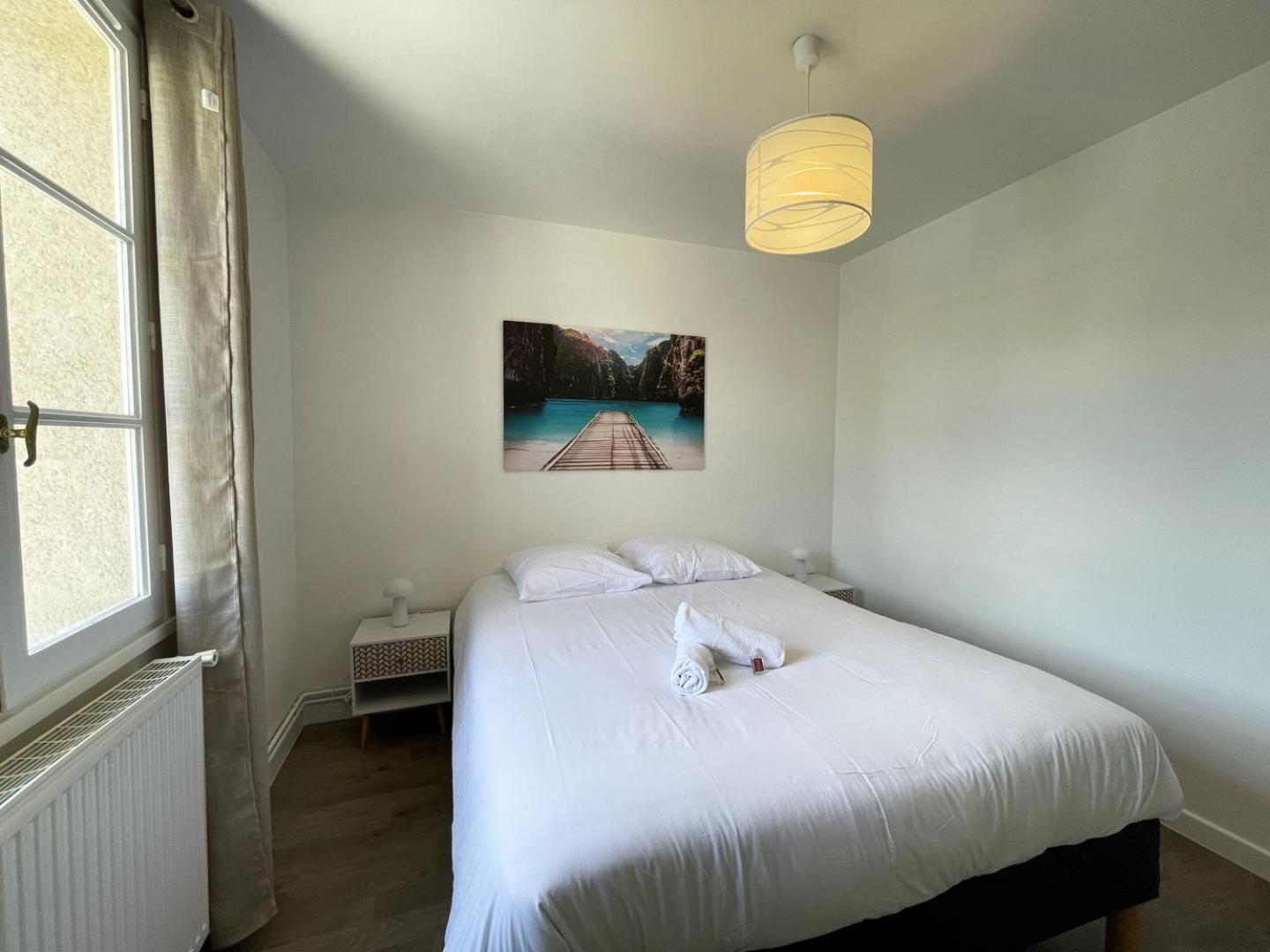 Au Bord De L'Eure - Free Parking Apartment Chartres Exterior photo